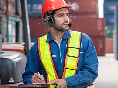 How Does a Heavy-Duty Headset Improve Port Transportation Efficiency?