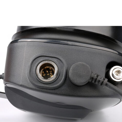 B-60Q is equipped with a quick-disconnect plug for easier use in racing, construction, and other heavy-duty noisy environments.
