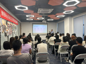 RayTalk All Hands Meet, Work Together to Reach Goals.png