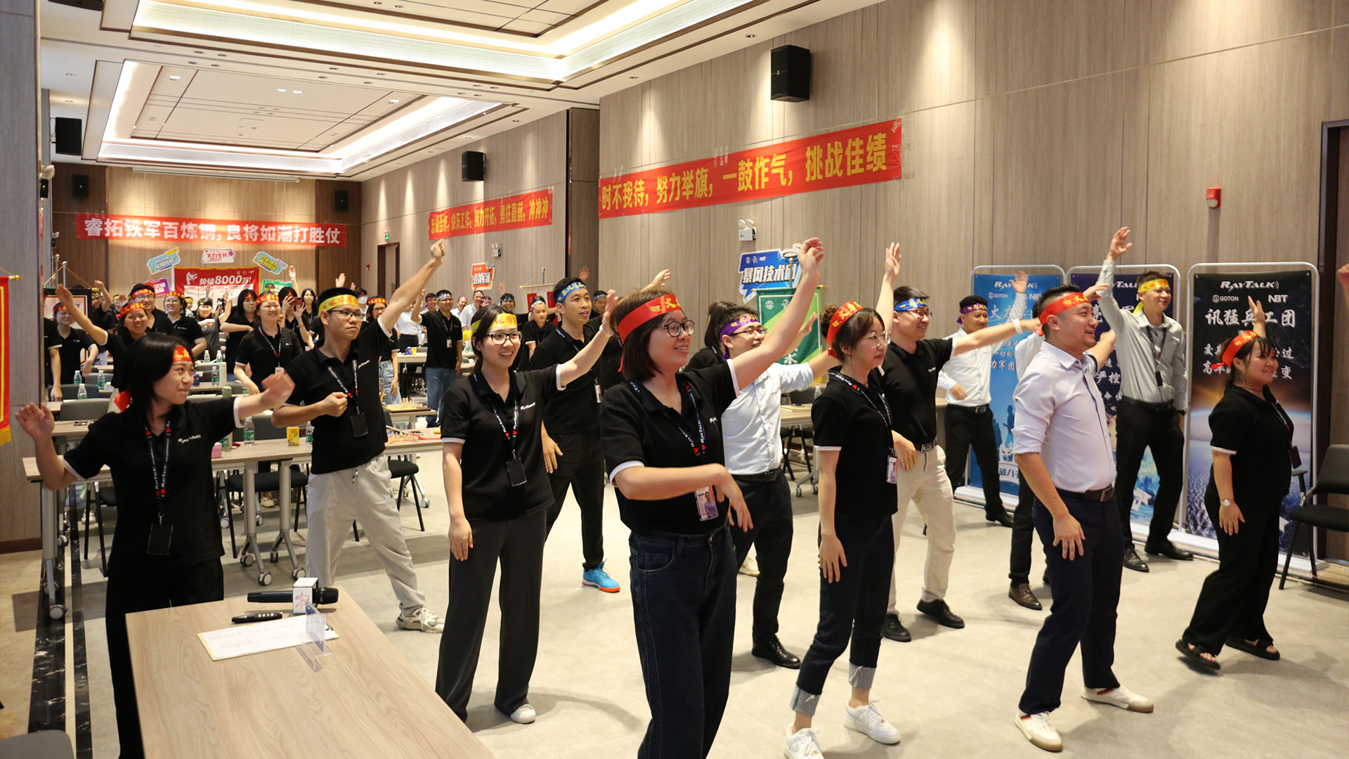 strive for the victory in the last four month