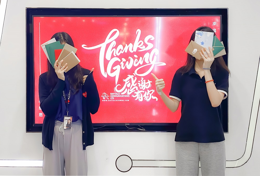 RayTalk’s Thanksgiving Card Activity